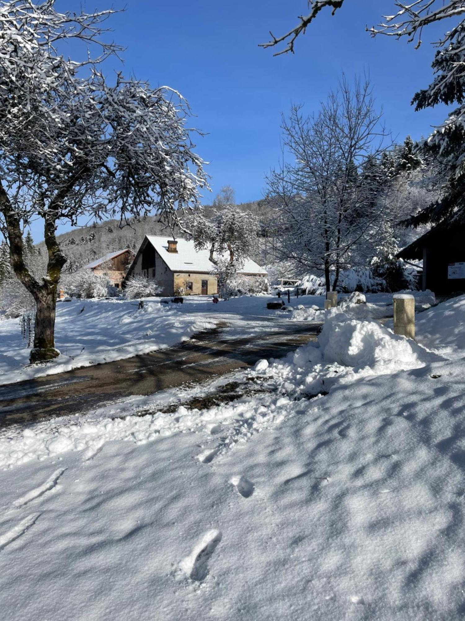 La Hutte Villa Tendon Exterior foto